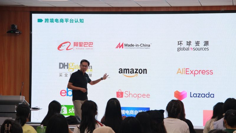 服装独立站域名注册：掌握这些要点，轻松打造品牌形象